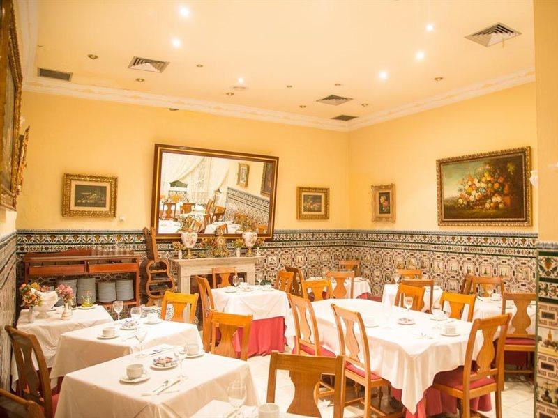 Hostal Sierpes Seville Exterior photo